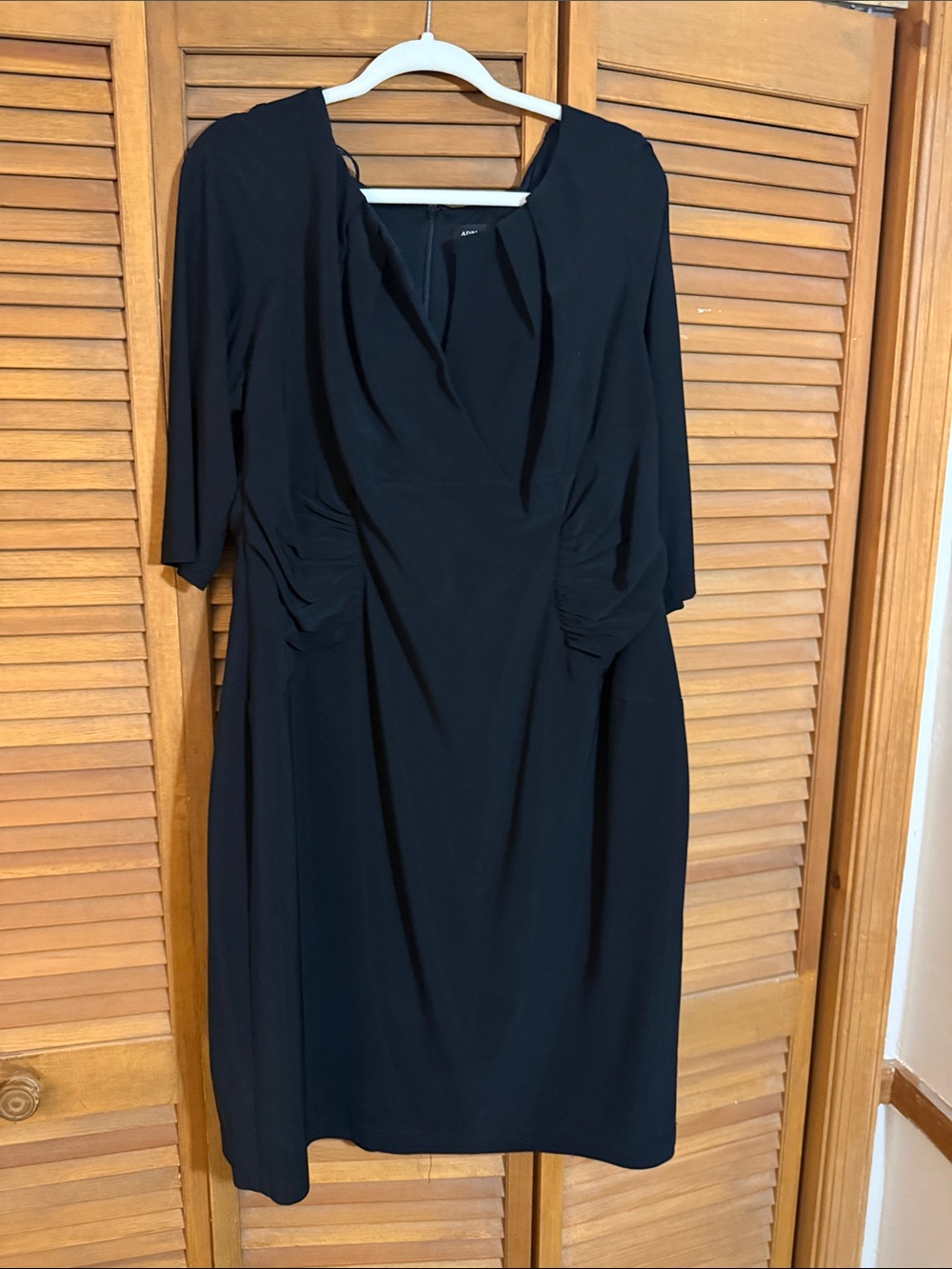 Adrianna Papell Black Draped V-Neck Dress